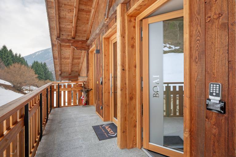 Fully equipped holiday apartment with garden, fast internet & terrace | River view | Pet-friendly — photo 4