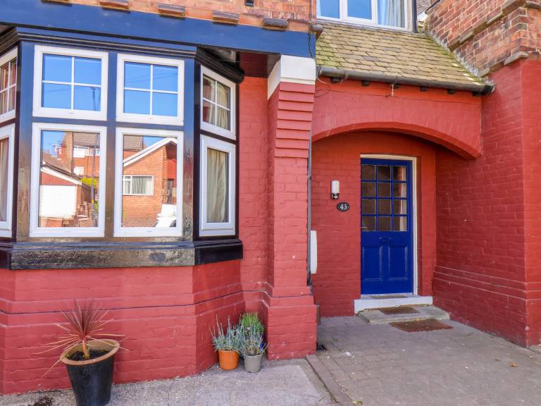 Family-friendly pleasant cottage with garden | Beach view | Pet-friendly — photo 2