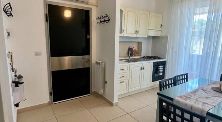 Holiday apartment with 2 rooms for 4 persons — photo 2