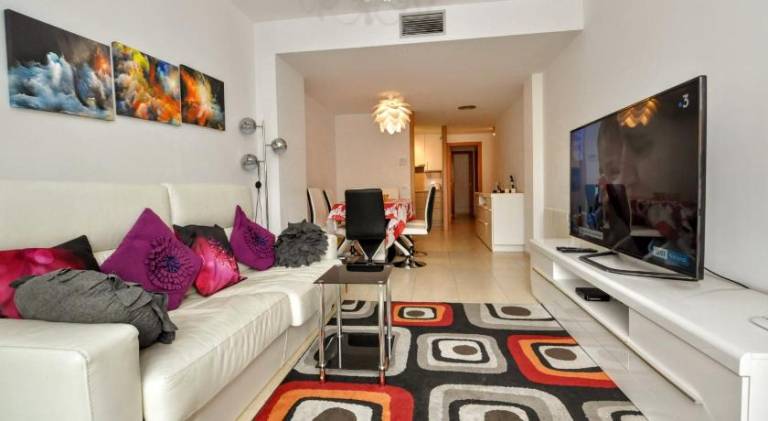 Fully equipped holiday apartment with terrace | Close to the beach | Pets are welcome in Lloret de Mar