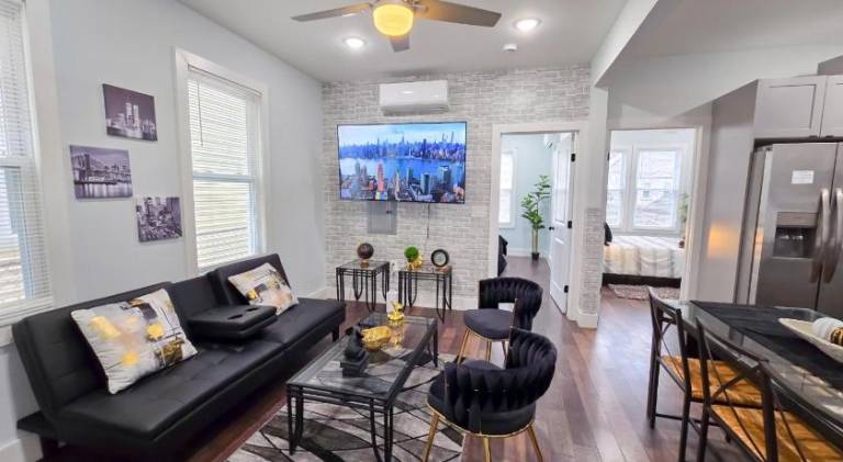 Holiday apartment with 2 rooms for 4 persons in Secaucus, NJ