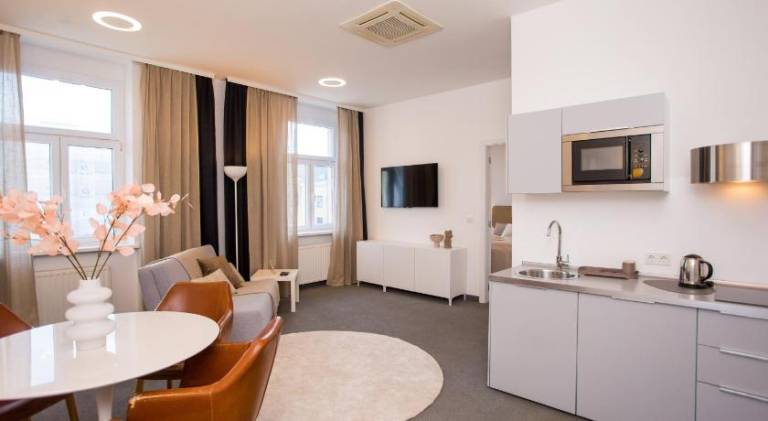 Serviced apartment | Close to Ban Jelačić Square | Pets allowed — photo 2