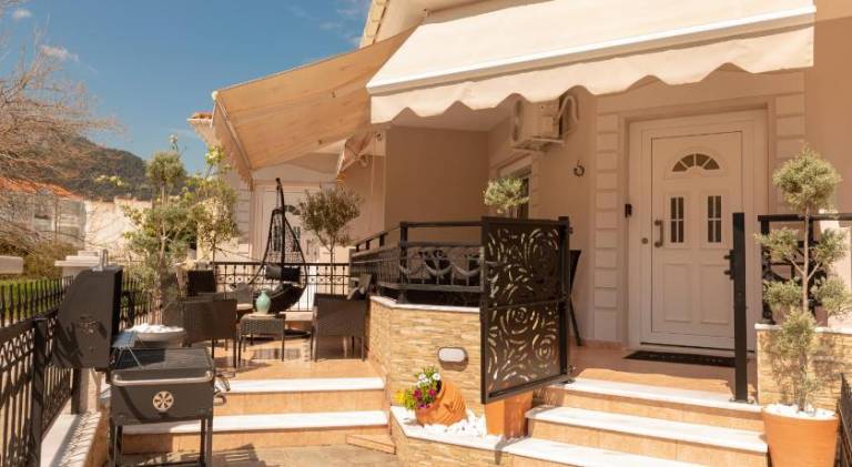 Rental apartment with terrace & BBQ in Thasos