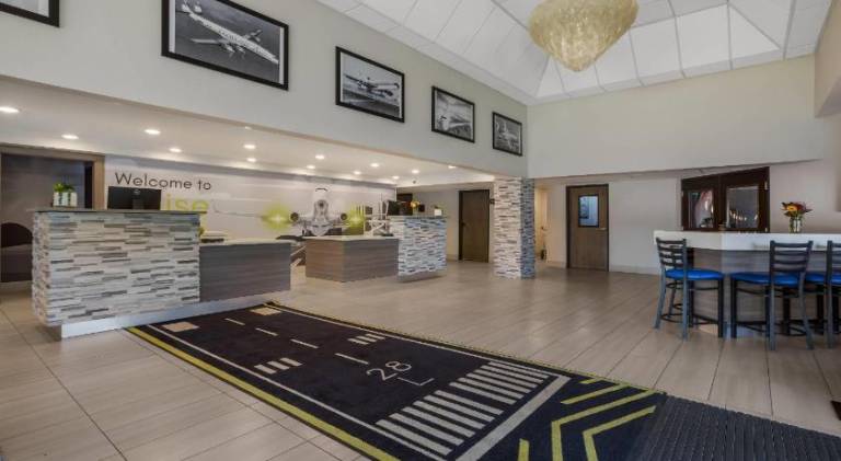 Hotel 28 Boise Airport, an Ascend Collection Hotel — photo 3