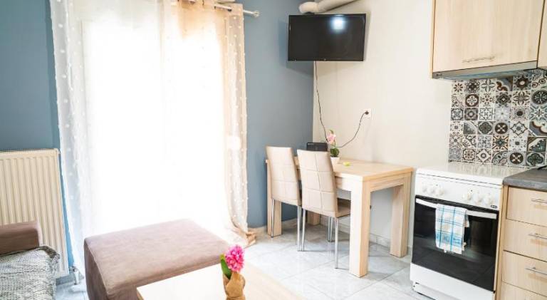 Apartment with terrace | Next to Church of the Holy Apostles — photo 3