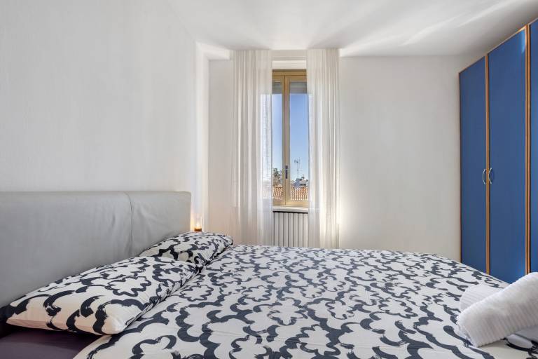 Holiday apartment with fast internet | City view — photo 4