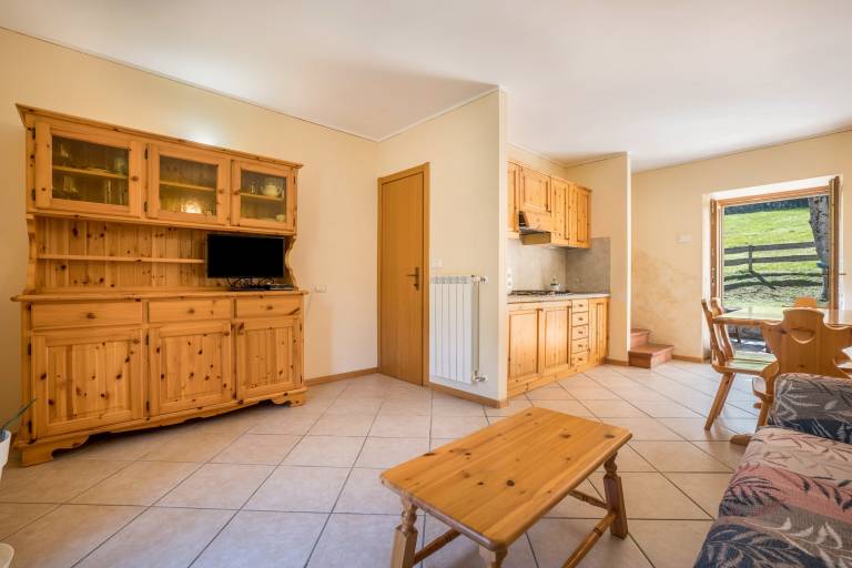 Farmhouse 'Agriturismo Val D' Egoi App 2' with Mountain View, Shared Garden and Wi-Fi — photo 5