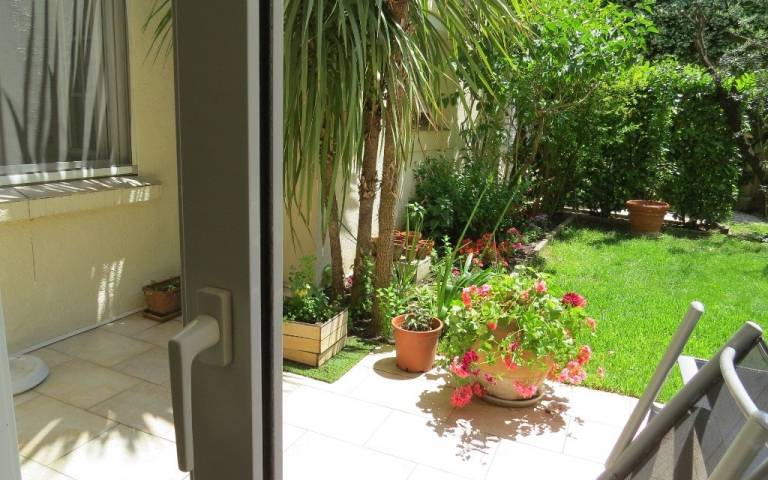 Gite with BBQ & garden | Garden view — photo 4