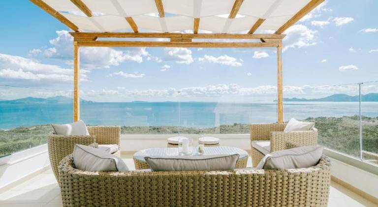 Villa with BBQ, pool & jacuzzi — photo 4