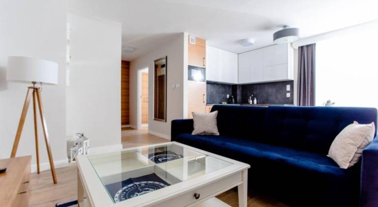 Apartment with jacuzzi & pool — photo 2