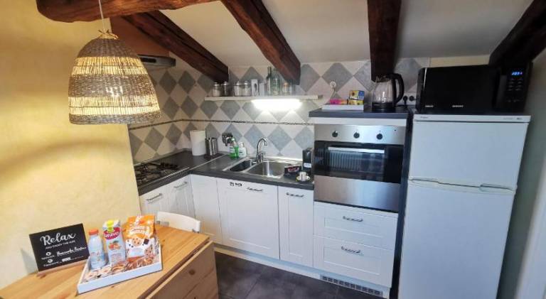 Lovely apartment | Perfect for remote work | Pets allowed — photo 2