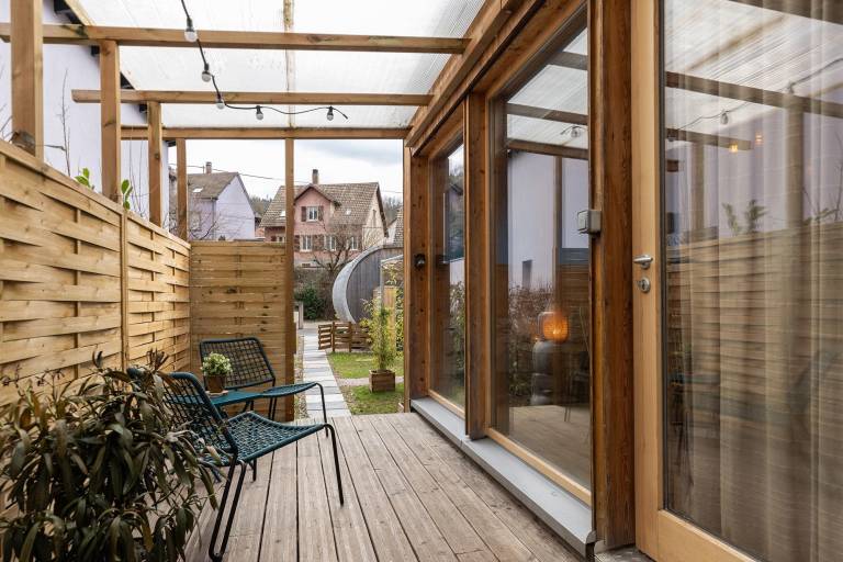 House with terrace, grill & yard — photo 5