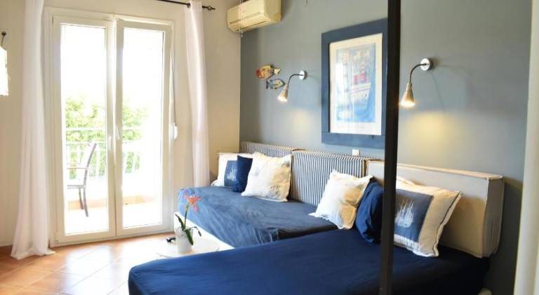 Charming holiday apartment with barbeque, patio & garden | Next to the beach | Pets are welcome — photo 2
