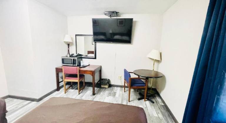 Azure Sky Motel — photo 2