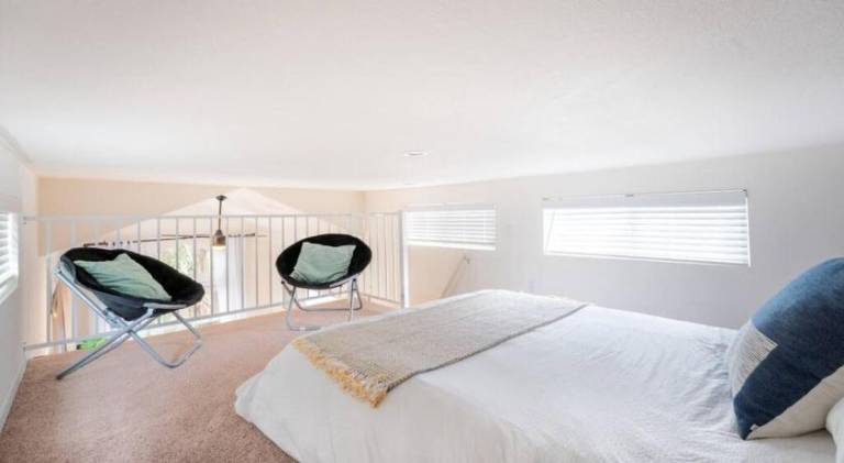 Charming vacation home | Pet-friendly — photo 2