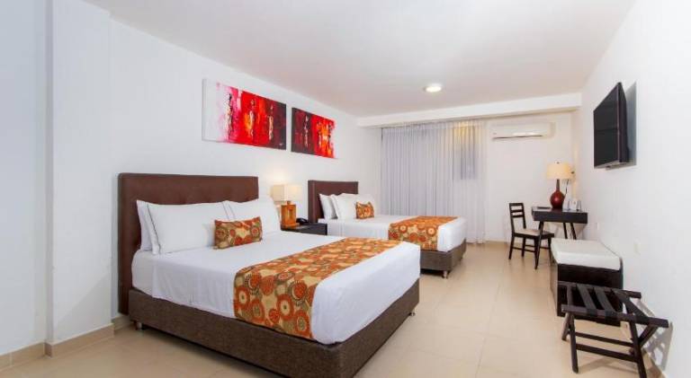 Hotel Playa Club — photo 2