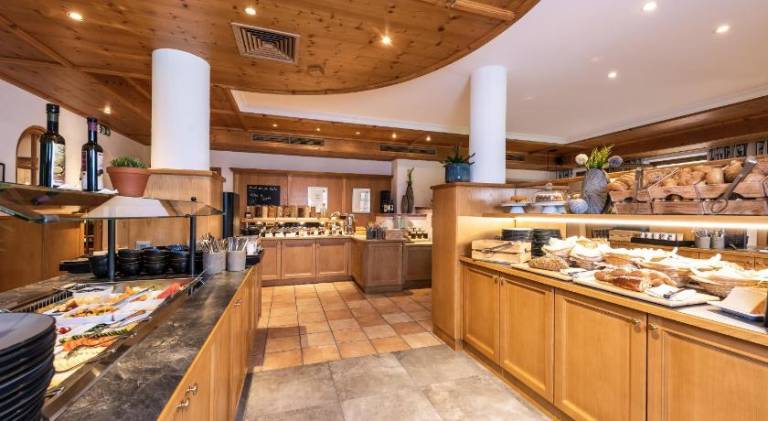 Serviced apartment with sauna, yard & barbeque — photo 4