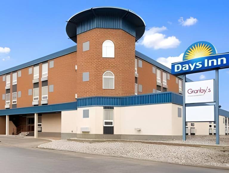 Days Inn by Wyndham Estevan in Estevan, SK
