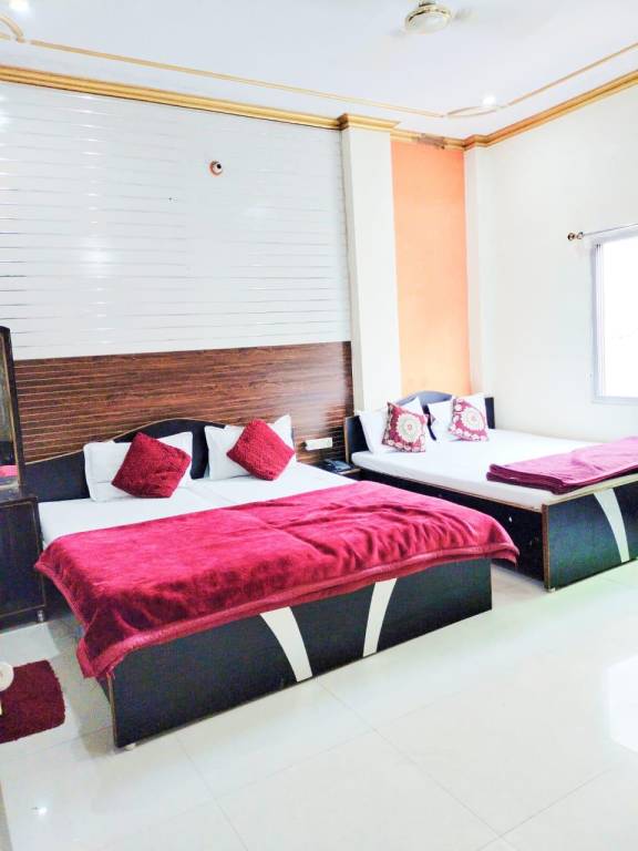 New Ashiyana Palace in Tola