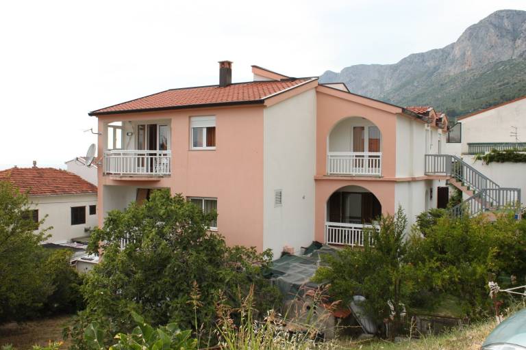 Apartament  Brist