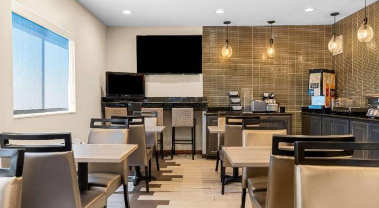 Best Western University Inn — photo 4