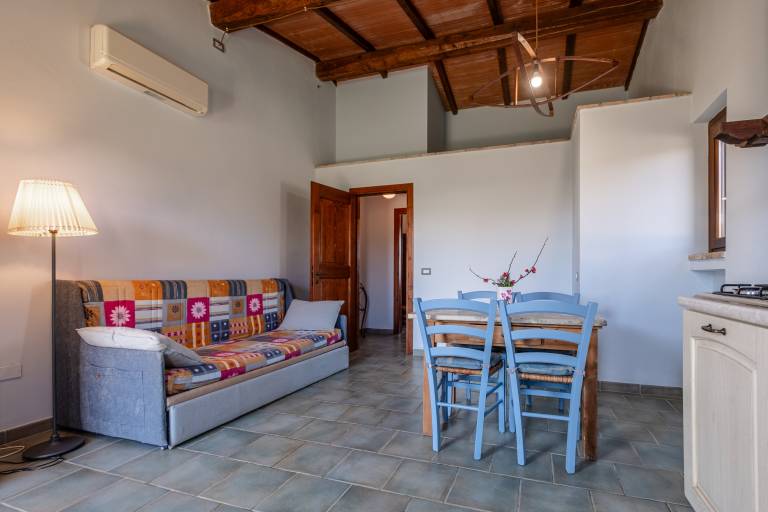 Farmhouse 'Aria - Agriturismo La Svolta' with Shared Garden, Wi-Fi and Air Conditioning — photo 4