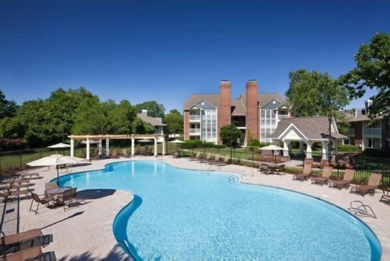 Apartment  Hampton
