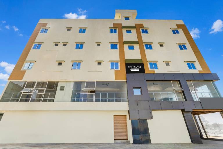 Super Townhouse Hennur Prakruthi Layout Bangalore in Bengaluru