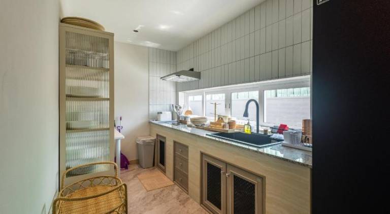Charming villa with private pool & hot tub | Pets are welcome — photo 3