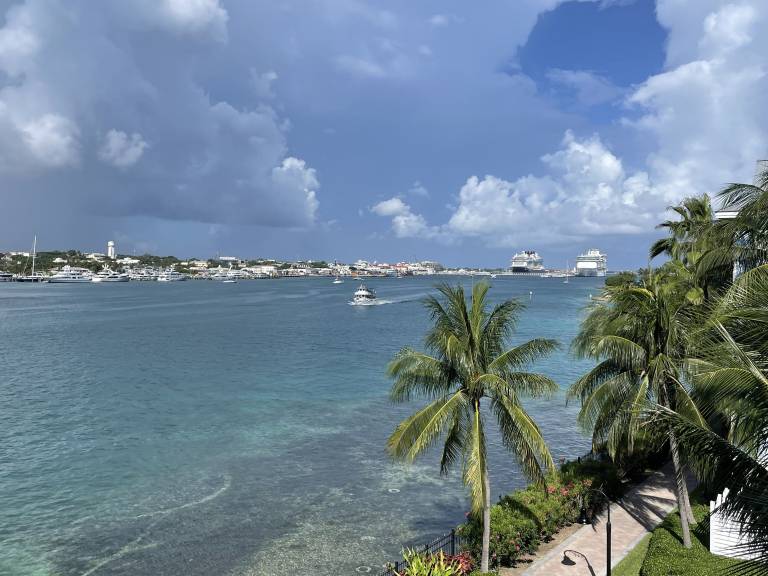Villa  Paradise Island