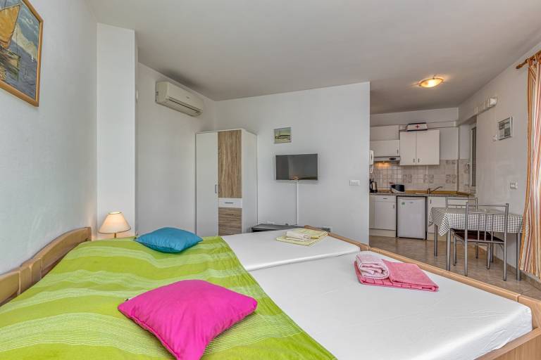 Wonderful holiday apartment with terrace | Pets allowed — photo 4