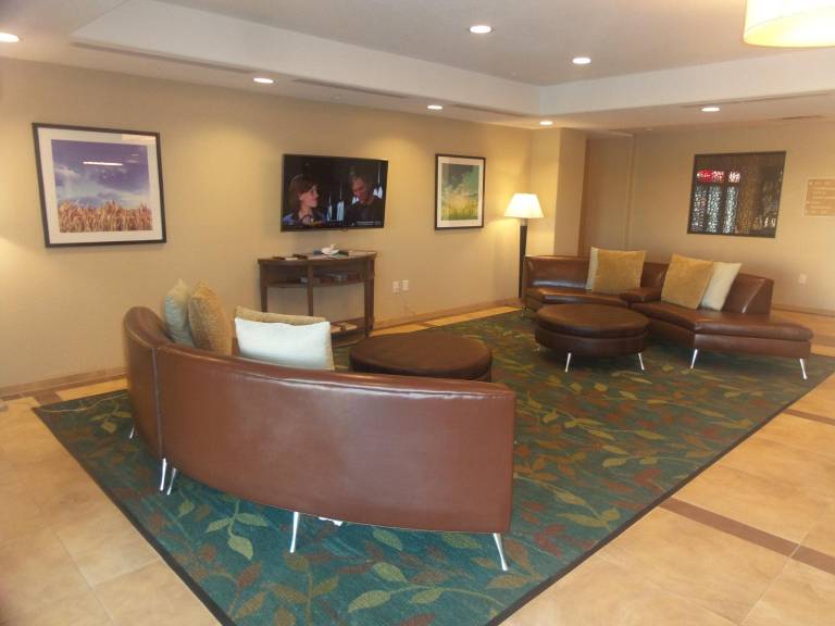 Candlewood Suites Cotulla By IHG — photo 3