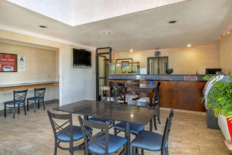 Econo Lodge Moreno Valley — photo 3