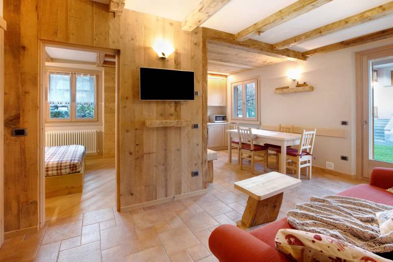 Holiday Apartment "Casa Clus Bormio 1" with Mountain View, Private Garden & Wi-Fi — photo 3