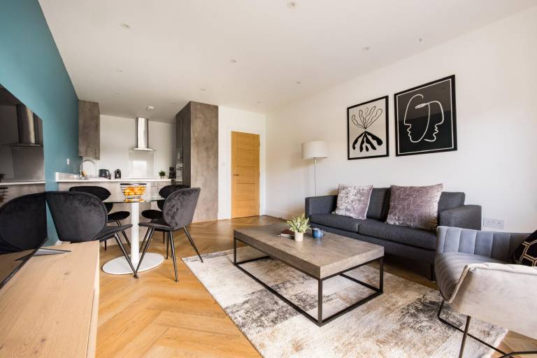 Apartment Egham