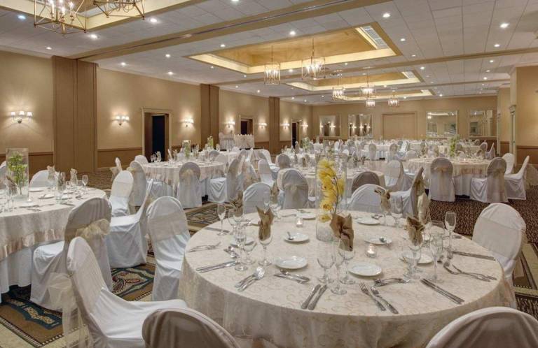 Embassy Suites by Hilton West Palm Beach Central — photo 4
