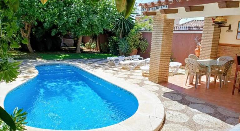House with pool in Chiclana de la Frontera