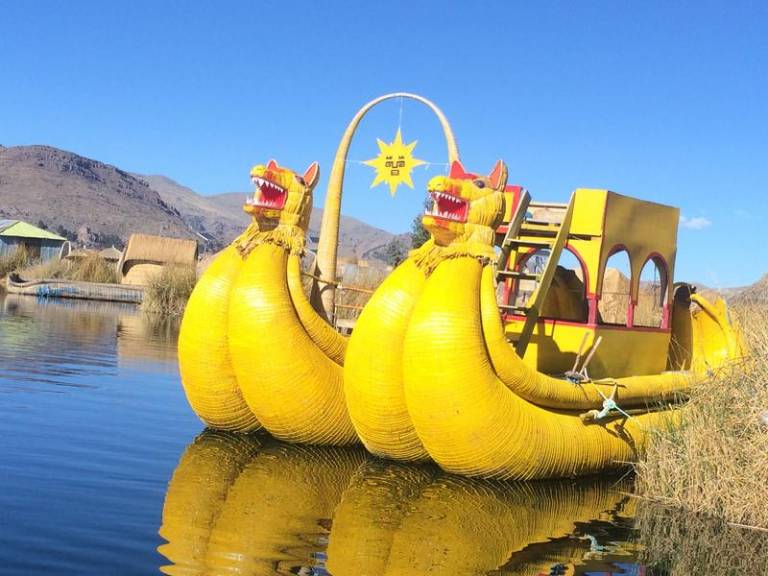Uros Winay Totora