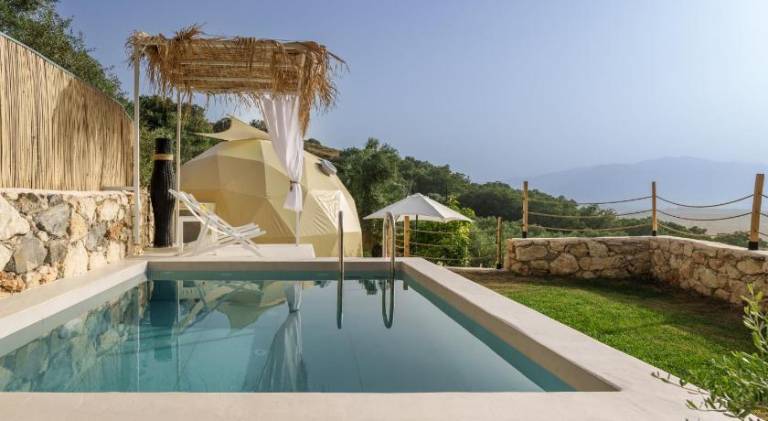 Wonderful apartment with patio, jacuzzi & private pool | Pet-friendly — photo 3