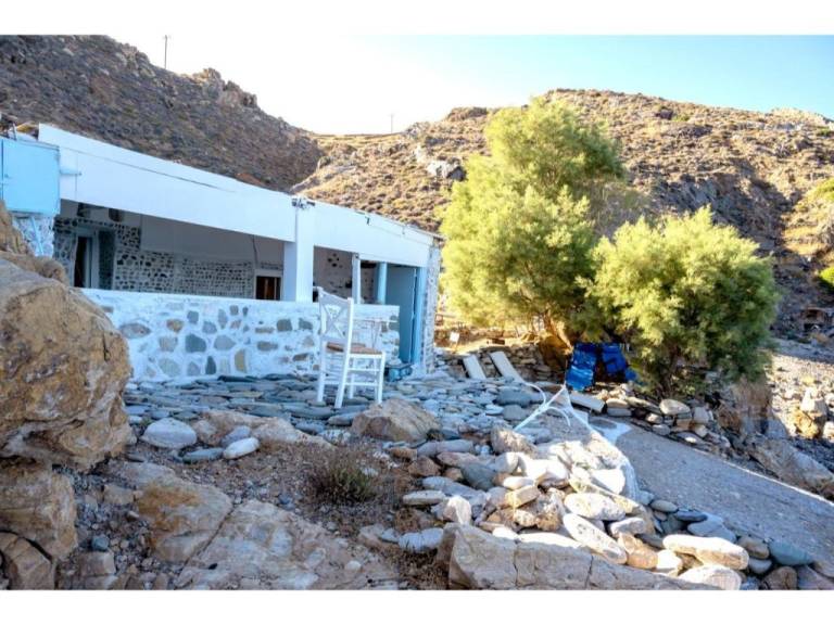 Holiday Home 'Seagull Syros Seaside' with Sea View, Private Terrace and Wi-Fi — photo 3