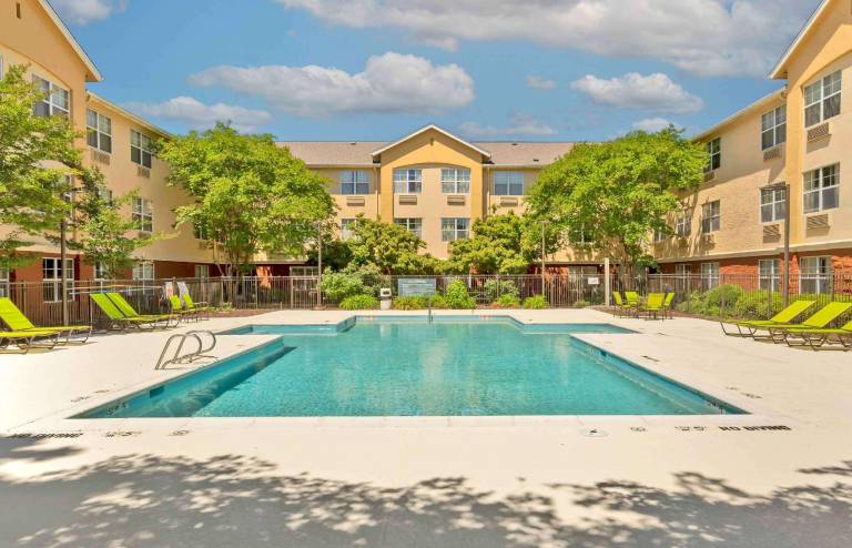 Extended Stay America Suites - Raleigh - RTP - 4919 Miami Blvd. — photo 2