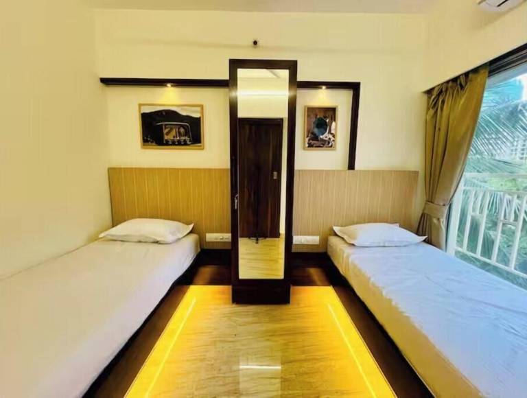 Apartment Kandivali