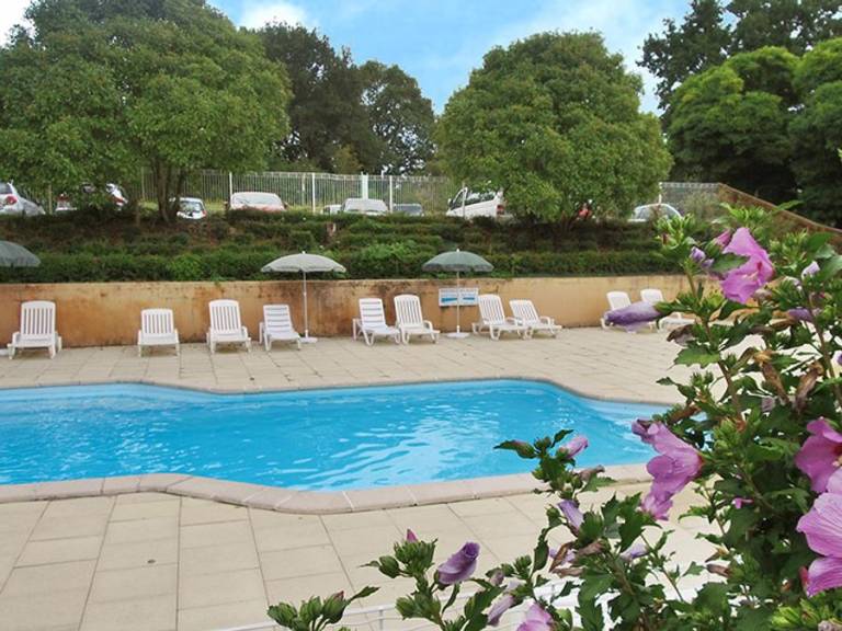 Vacation home with patio & heated pool — photo 3