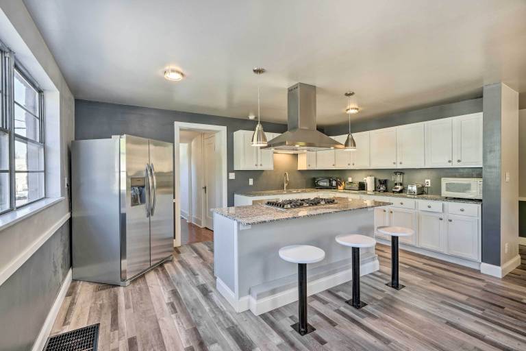 Cottage  East Peoria