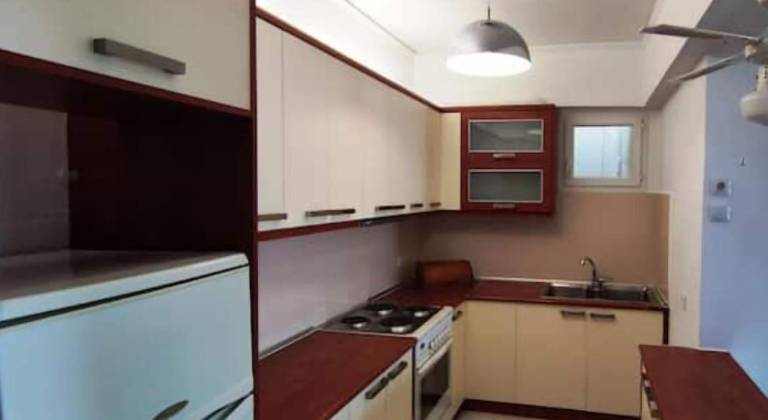 Διαμέρισμα Παραλία Σαρωνίδα