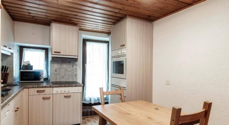 Apartment with terrace — photo 3