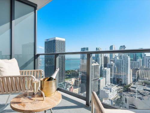 Private Beach Club Access & Stunning Ocean Views — photo 3