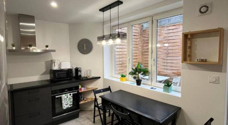 House with 2 rooms for 4 persons — photo 3