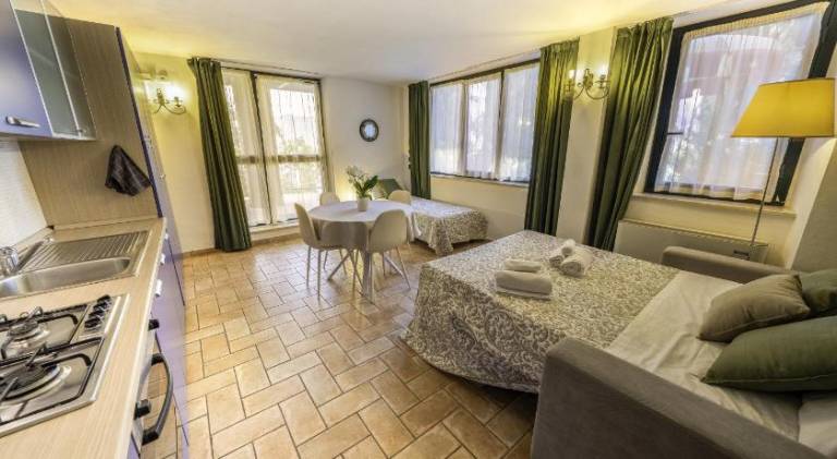 Wonderful Lake View Apartments with Pool with Breakfast GARDASEE — photo 2