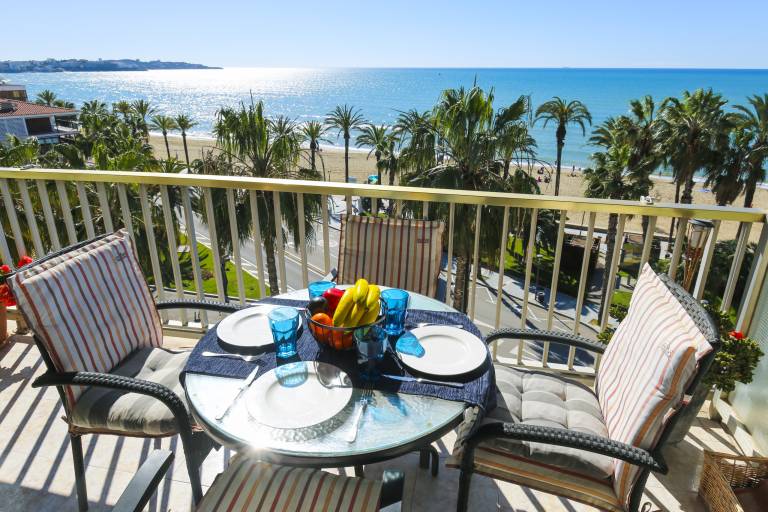 Apartment with 3 rooms for 6 persons in Cambrils